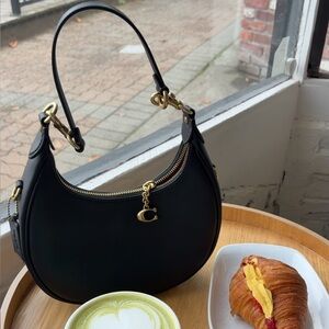 Coach Jonie 22- Black Leather